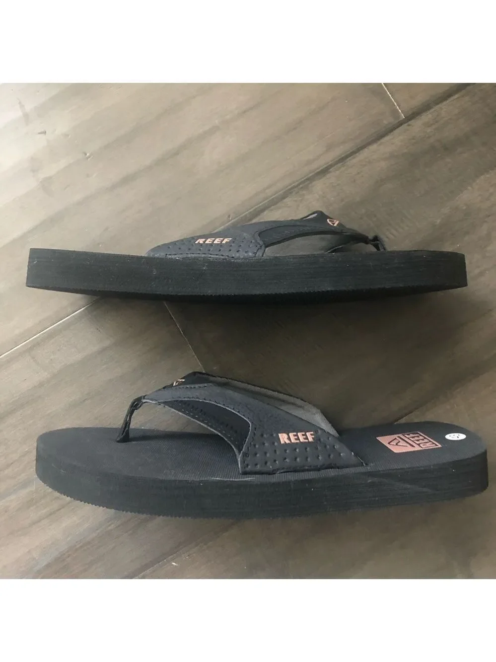 Men’s Reef Flip Flop Sandals - Size 10